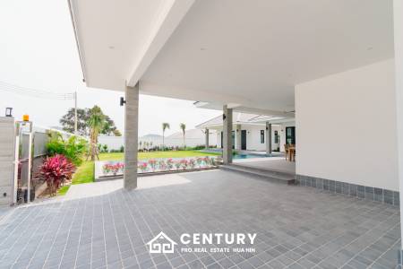 Luxurious Modern Villa in Highland Villas 3 Hua Hin