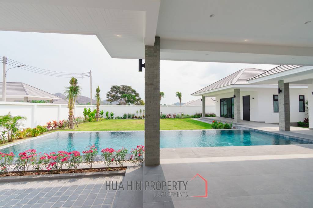 Luxurious Modern Villa in Highland Villas 3 Hua Hin