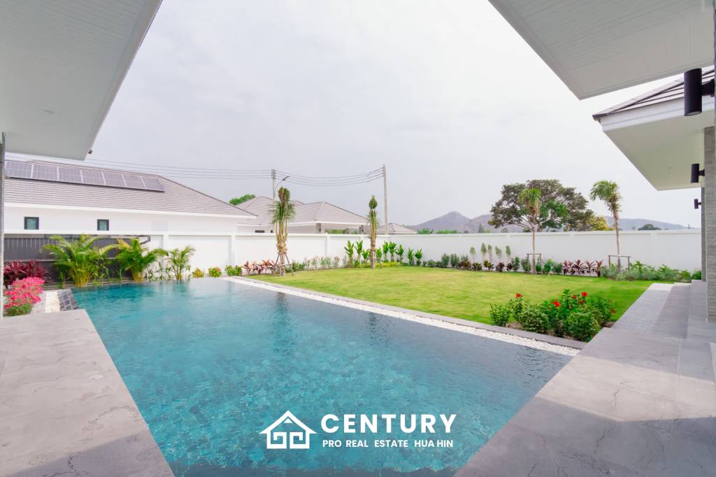 Luxurious Modern Villa in Highland Villas 3 Hua Hin