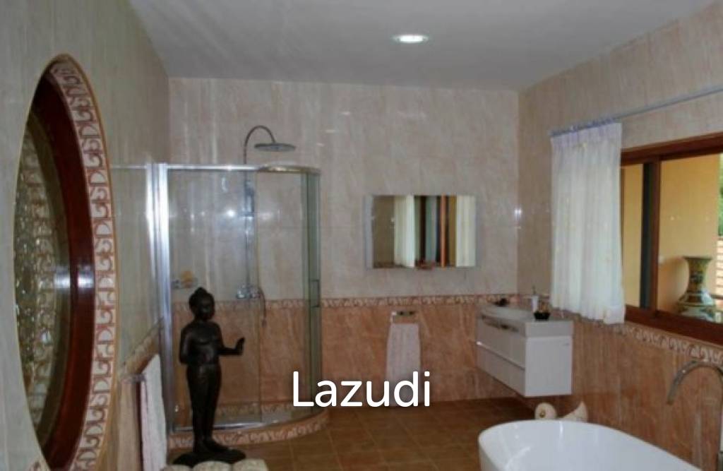 4,800 metro cuadrado 4 ` 5 Baño Villa de Venta