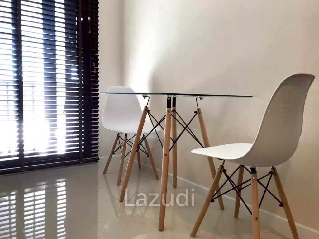 1 Bedroom 1 Bathroom 30 SQ.M IKON Sukhumvit 77