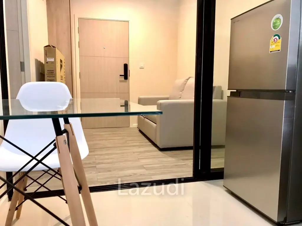1 Bedroom 1 Bathroom 30 SQ.M IKON Sukhumvit 77