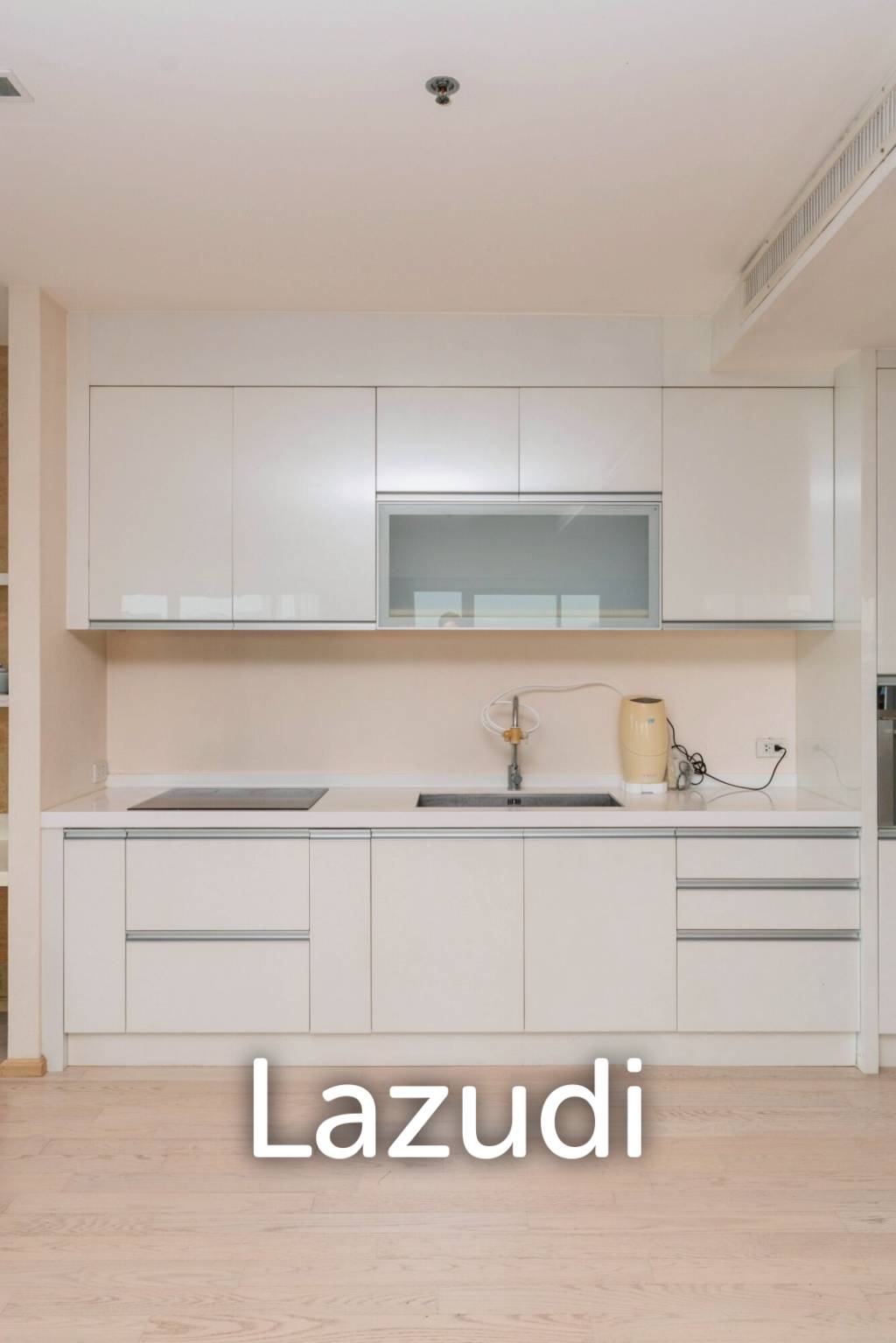 3 Bedroom 3 Bathroom 182.76 Sq.m Noble Remix