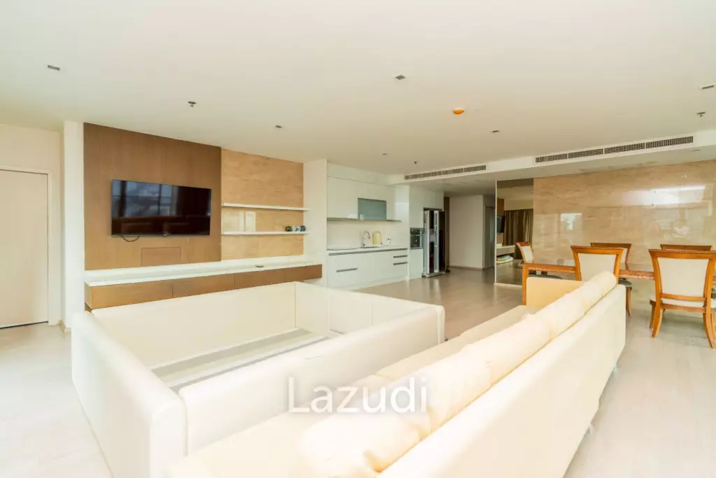 3 Bedroom 3 Bathroom 182.76 Sq.m Noble Remix