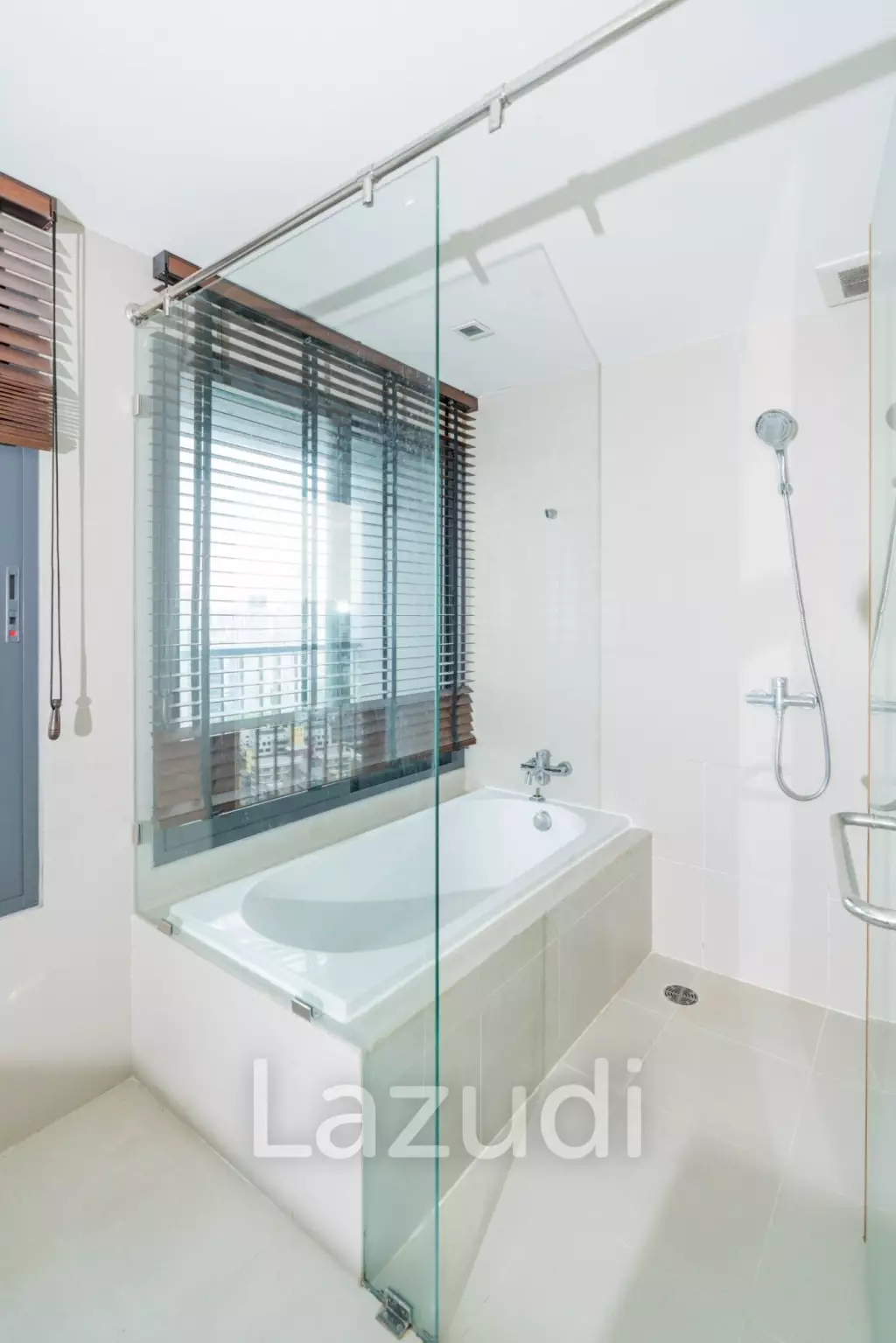 3 Bedroom 3 Bathroom 182.76 Sq.m Noble Remix