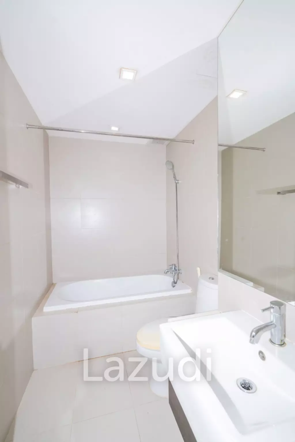 3 Bedroom 3 Bathroom 182.76 Sq.m Noble Remix