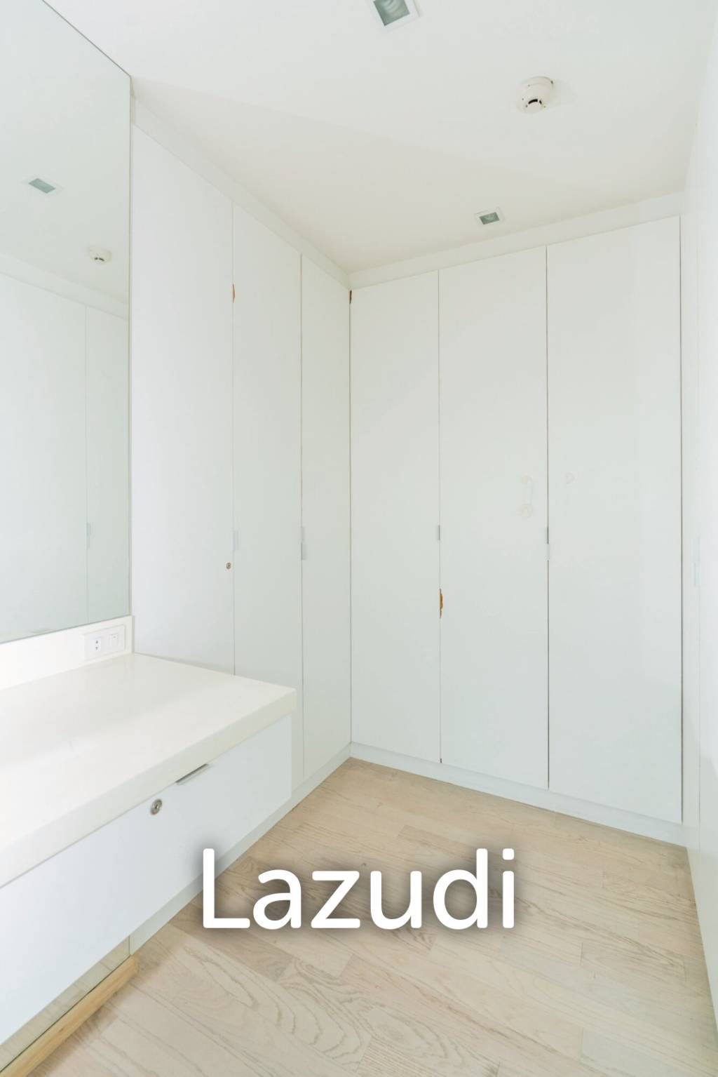3 Bedroom 3 Bathroom 182.76 Sq.m Noble Remix