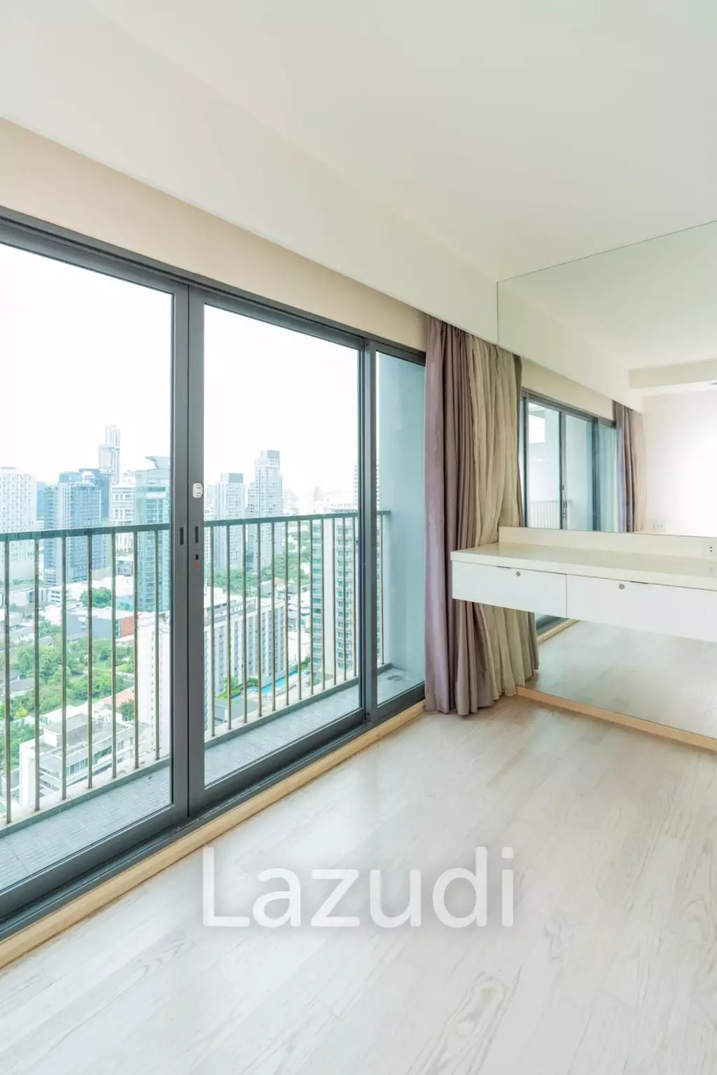 3 Bedroom 3 Bathroom 182.76 Sq.m Noble Remix