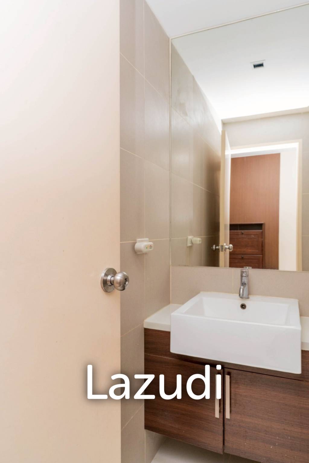 3 Bedroom 3 Bathroom 182.76 Sq.m Noble Remix