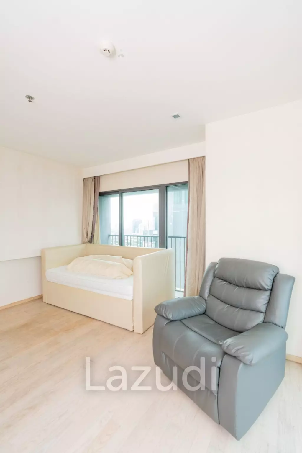 3 Bedroom 3 Bathroom 182.76 Sq.m Noble Remix