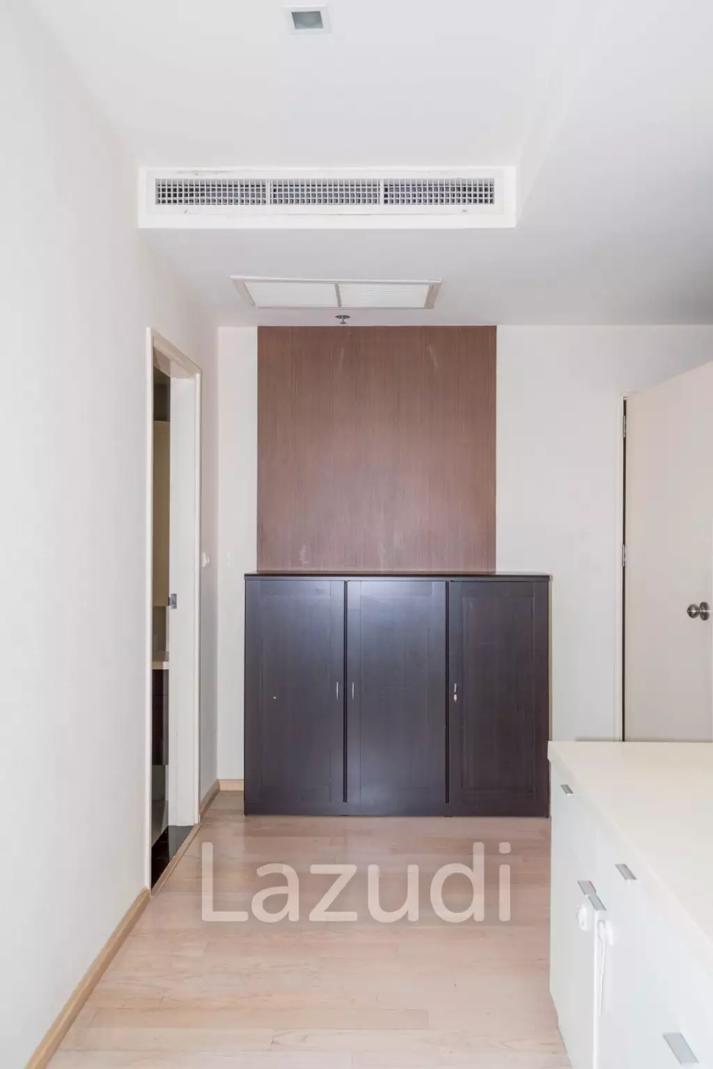 3 Bedroom 3 Bathroom 182.76 Sq.m Noble Remix