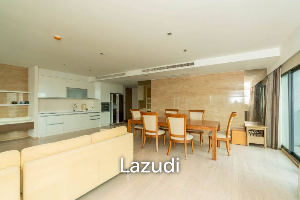 3 Bedroom 3 Bathroom 182.76 Sq.m Noble Remix