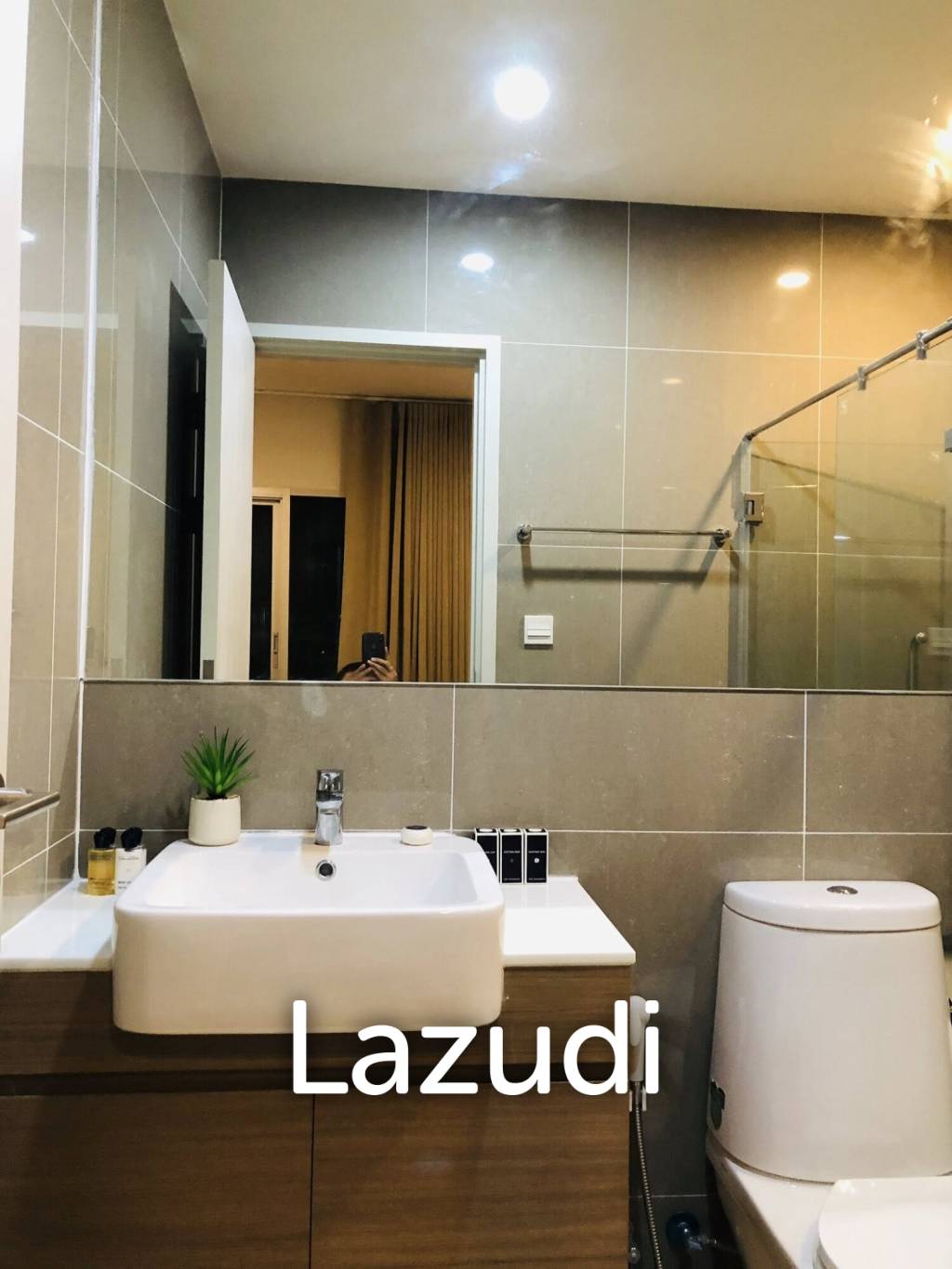 2 Bed 2 Bath 53 SQ.M Noble Revolve Ratchada 2