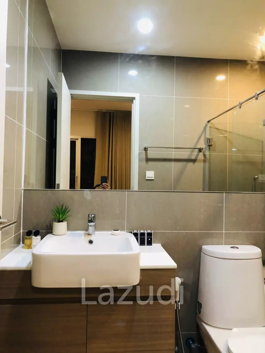 2 Bed 2 Bath 53 SQ.M Noble Revolve Ratchada 2