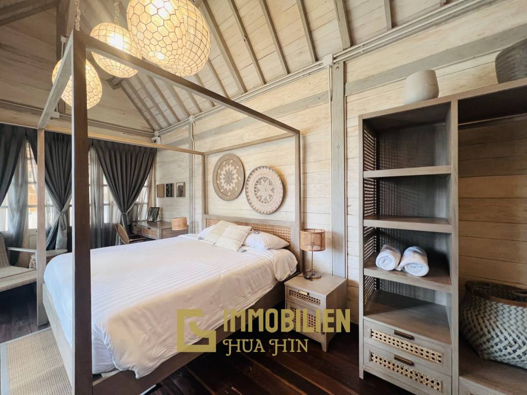 Pool Villa im Bali-Stil nur 150 Meter vom Strand entfernt