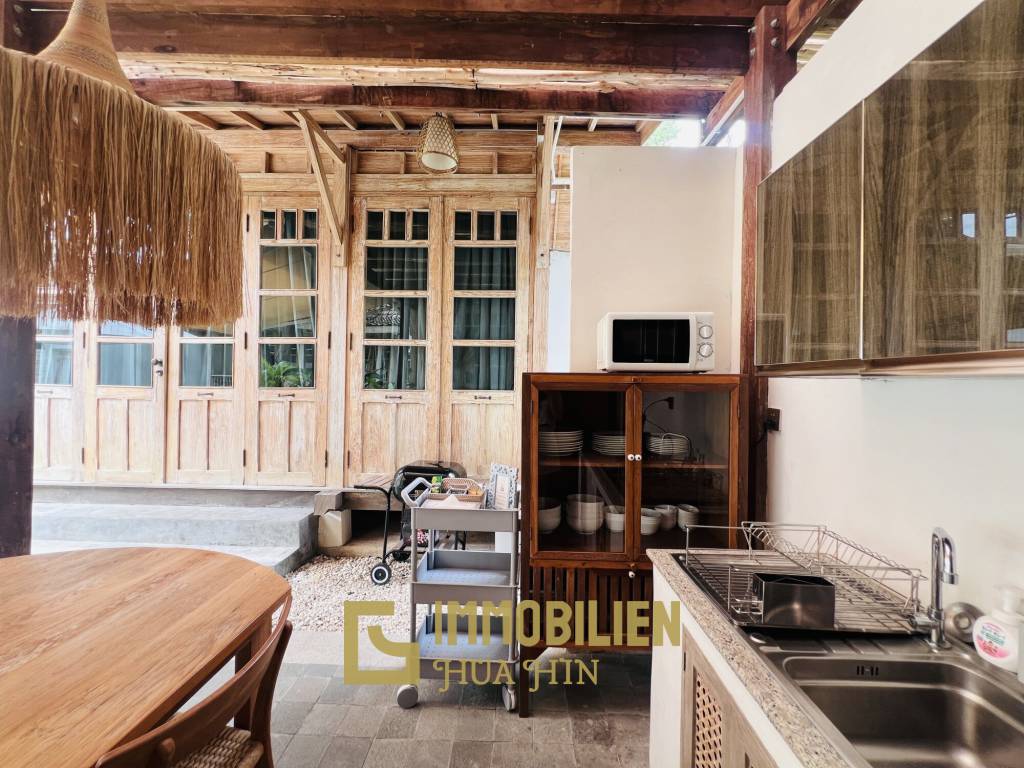 Pool Villa im Bali-Stil nur 150 Meter vom Strand entfernt