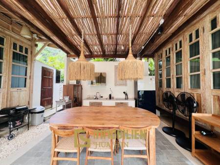 Pool Villa im Bali-Stil nur 150 Meter vom Strand entfernt