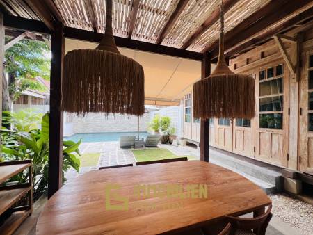 Pool Villa im Bali-Stil nur 150 Meter vom Strand entfernt