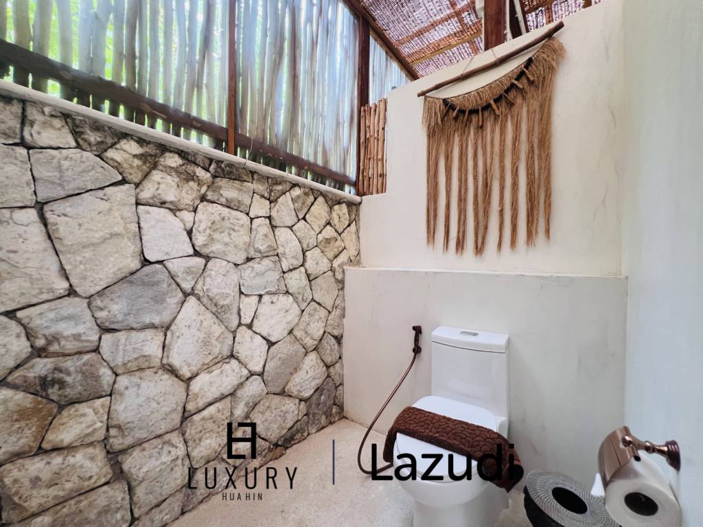 Luxurious Bali  3-Bedroom Villa Near the beach