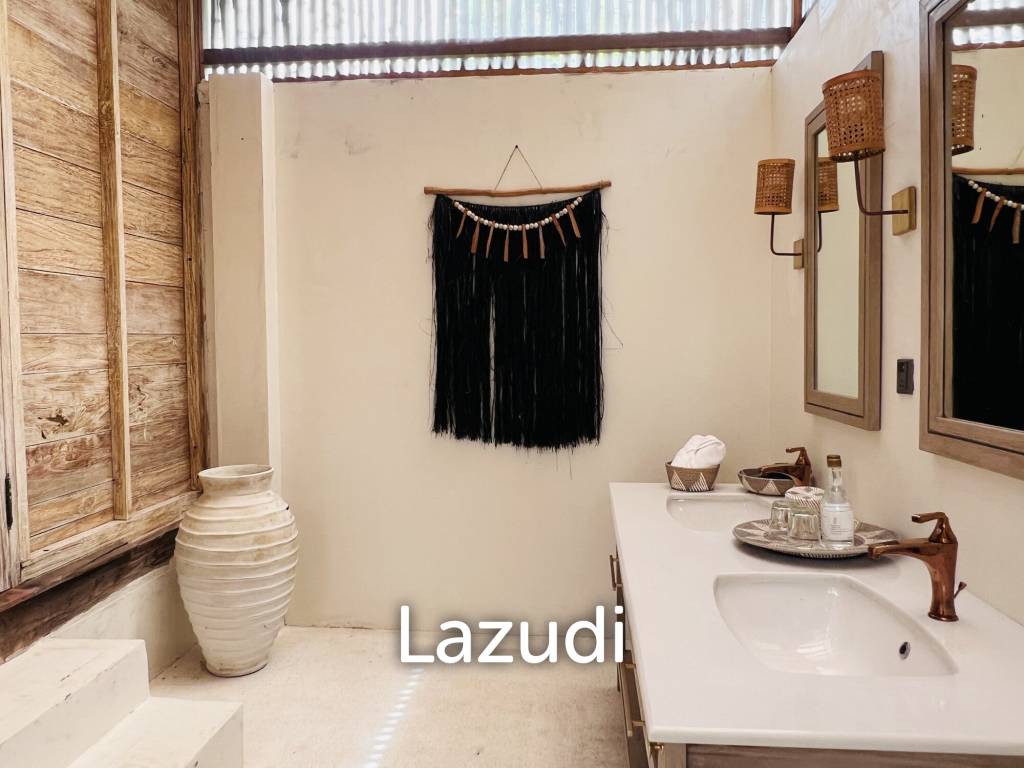 Luxurious Bali  3-Bedroom Villa Near the beach