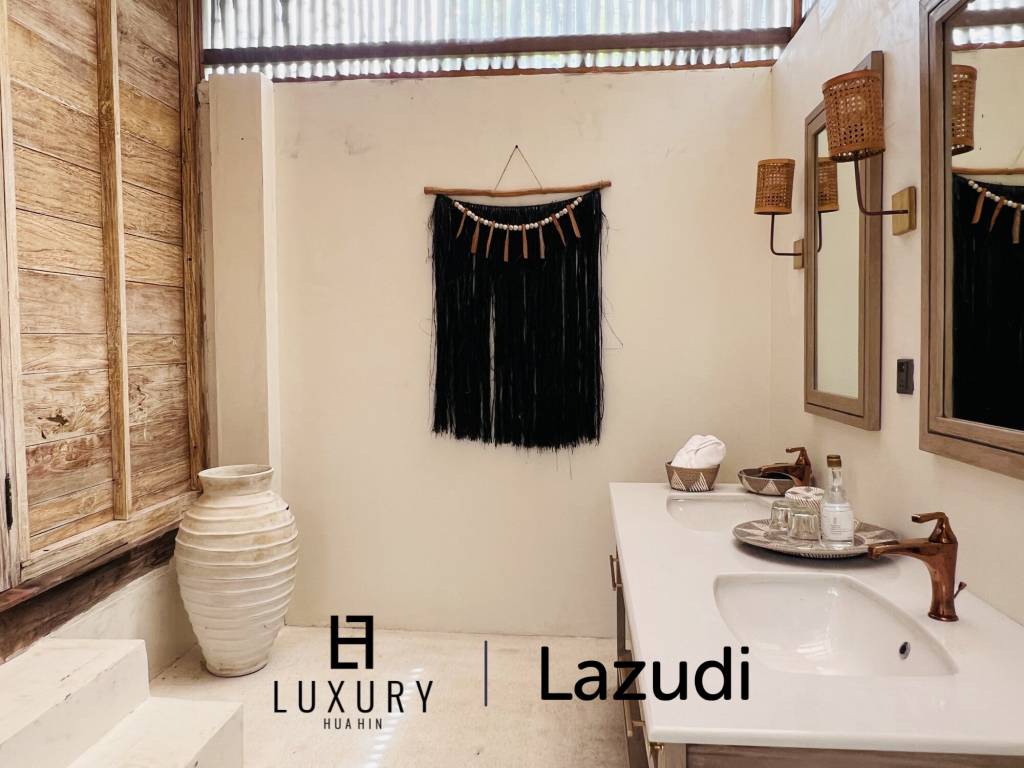 Luxurious Bali  3-Bedroom Villa Near the beach