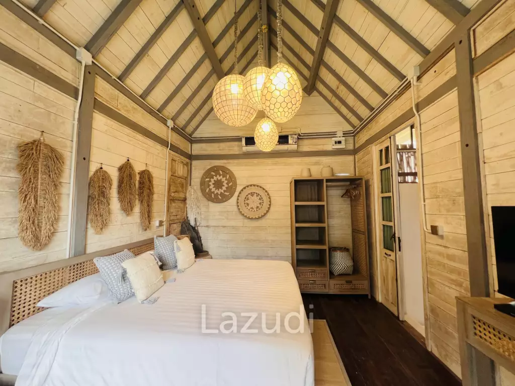 Luxurious 5-Bed Bali Villla Close to the beach