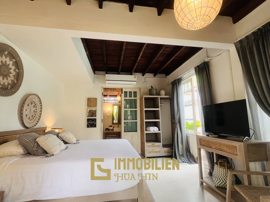 Private Pool Villa mit 5 Schlafzimmern in Strandnähe im Balinesischen Stil