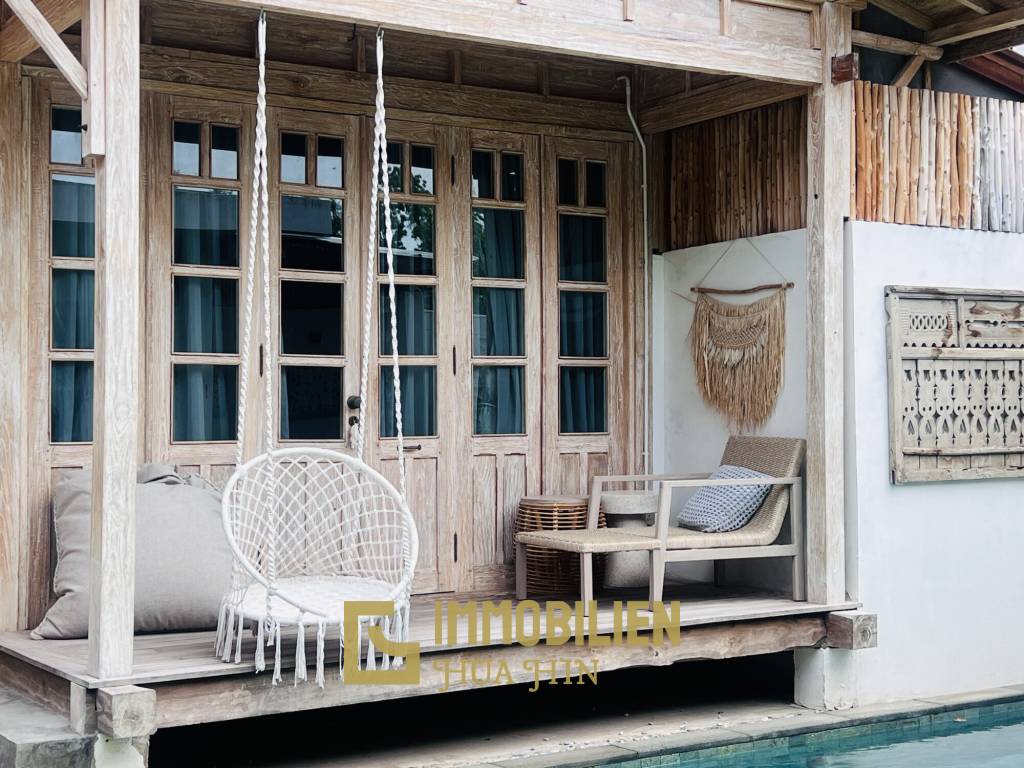 Private Pool Villa mit 5 Schlafzimmern in Strandnähe im Balinesischen Stil