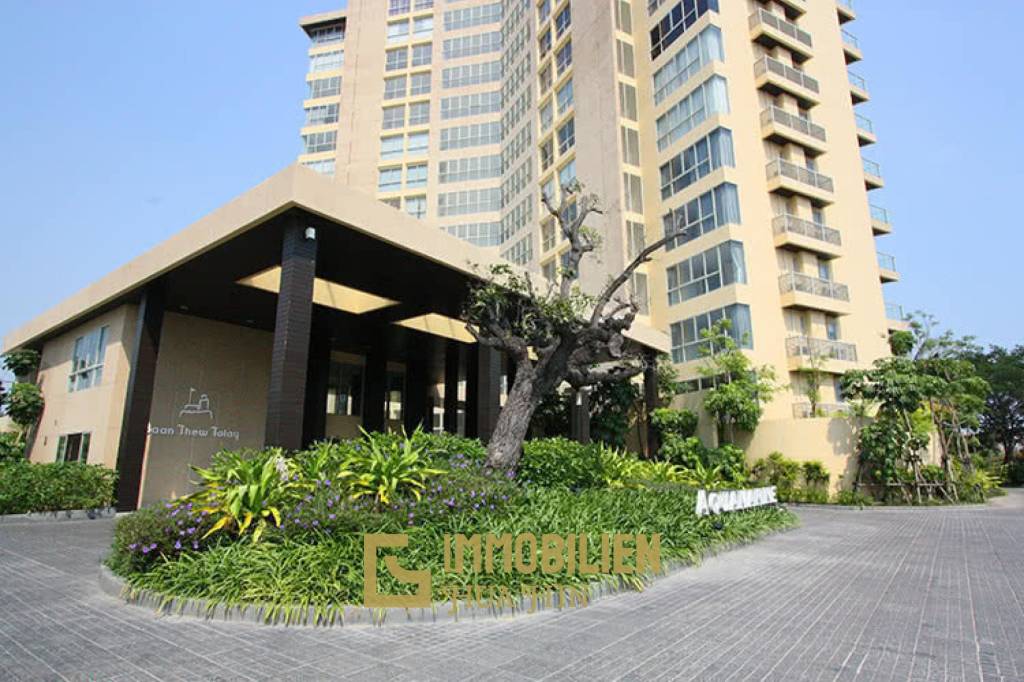 Luxuriöse 1-Zimmer-Eigentumswohnung mit Meerblick zu vermieten