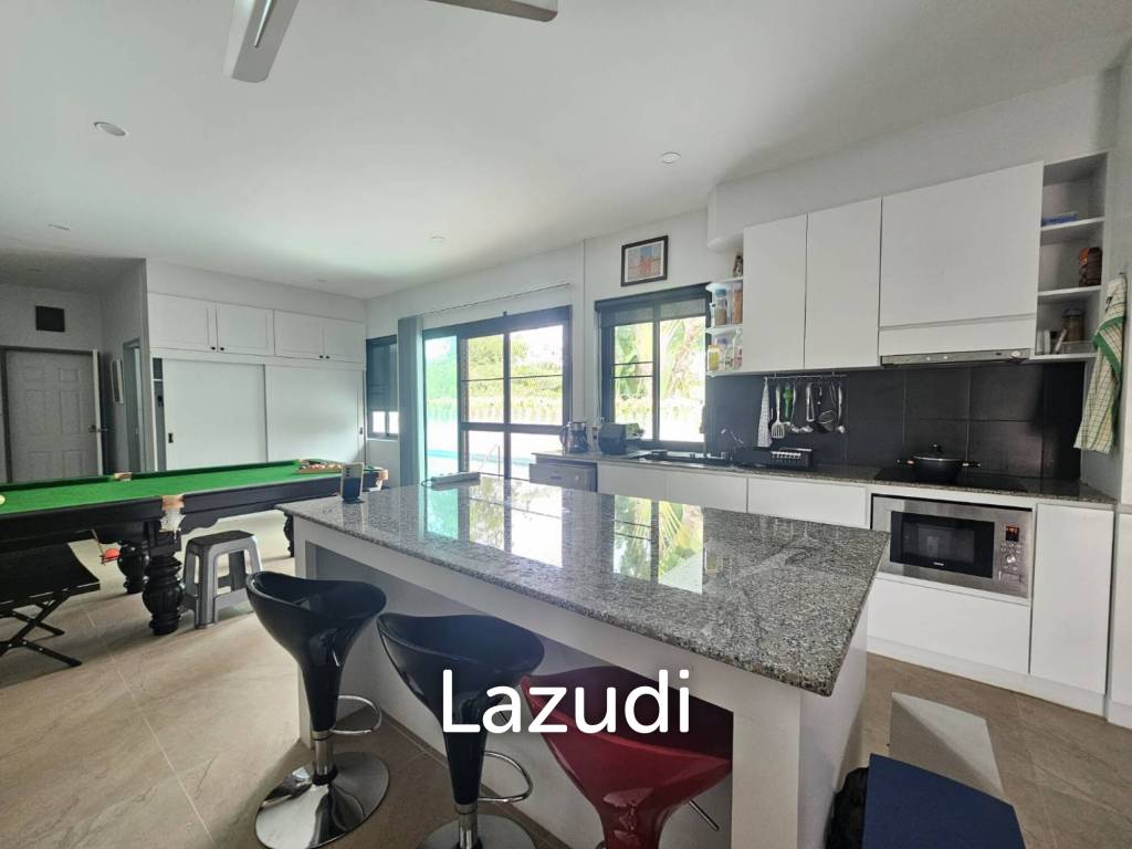 615 平方米 5 床 房子 对于 销售