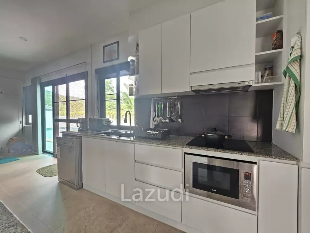 Elegant 5 Bed Pool Villa in Hua Hin North