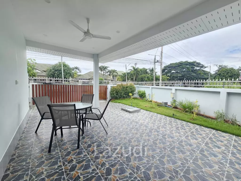 Elegant 5 Bed Pool Villa in Hua Hin North