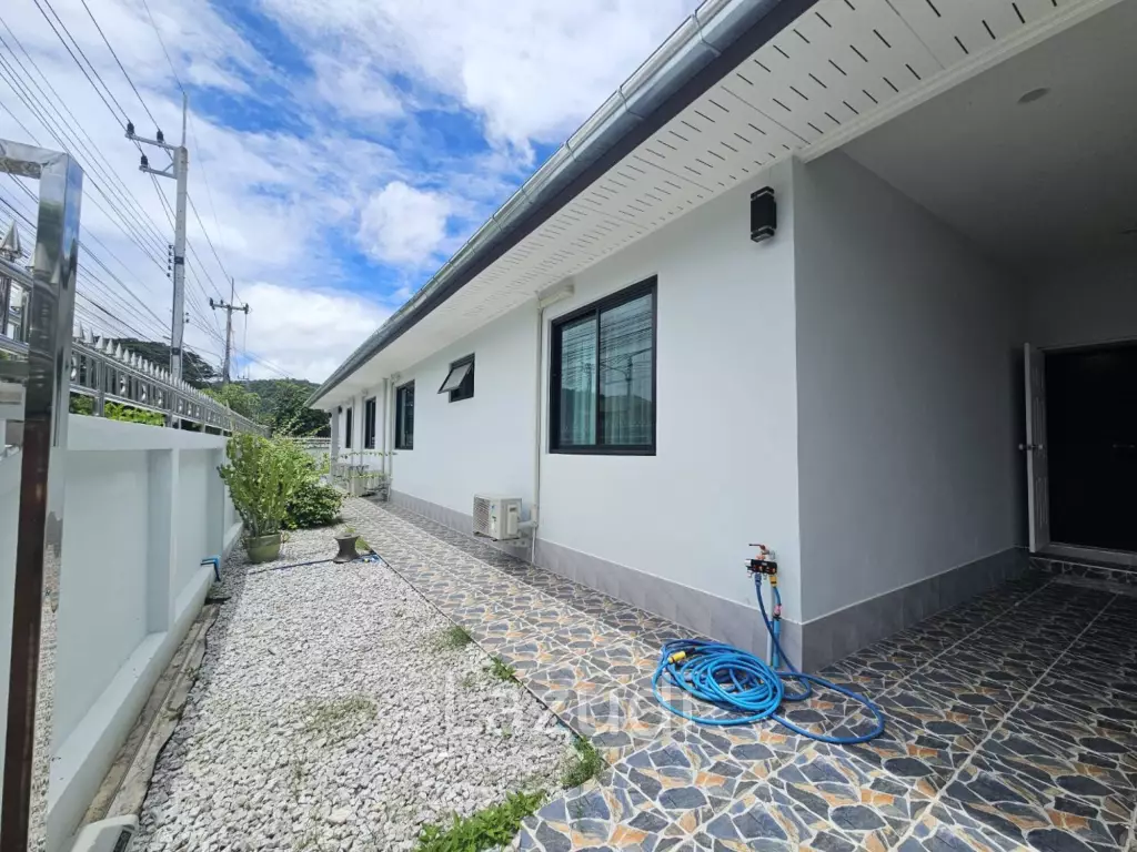 Elegant 5 Bed Pool Villa in Hua Hin North