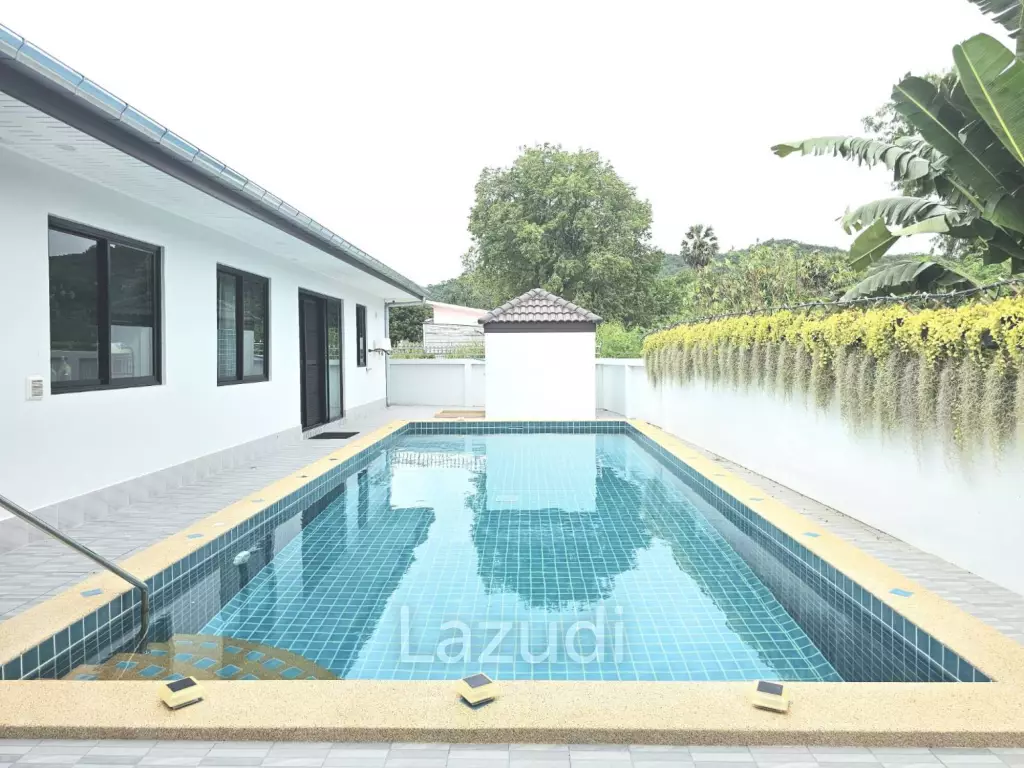 Elegant 5 Bed Pool Villa in Hua Hin North