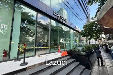 Prime Duplex Retail Space in Si Lom Bangkok with High Footfall