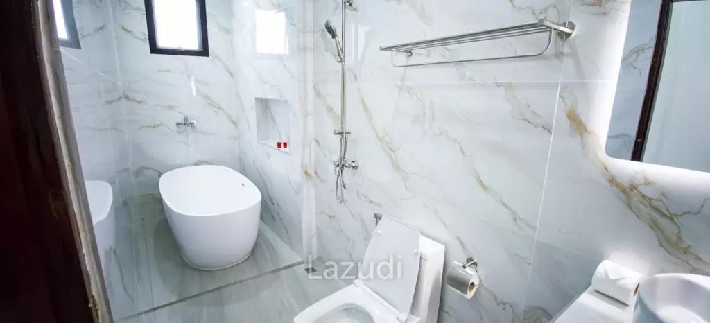 3 Bed 3 Bath 180 SQ.M Samudra Lamai Center