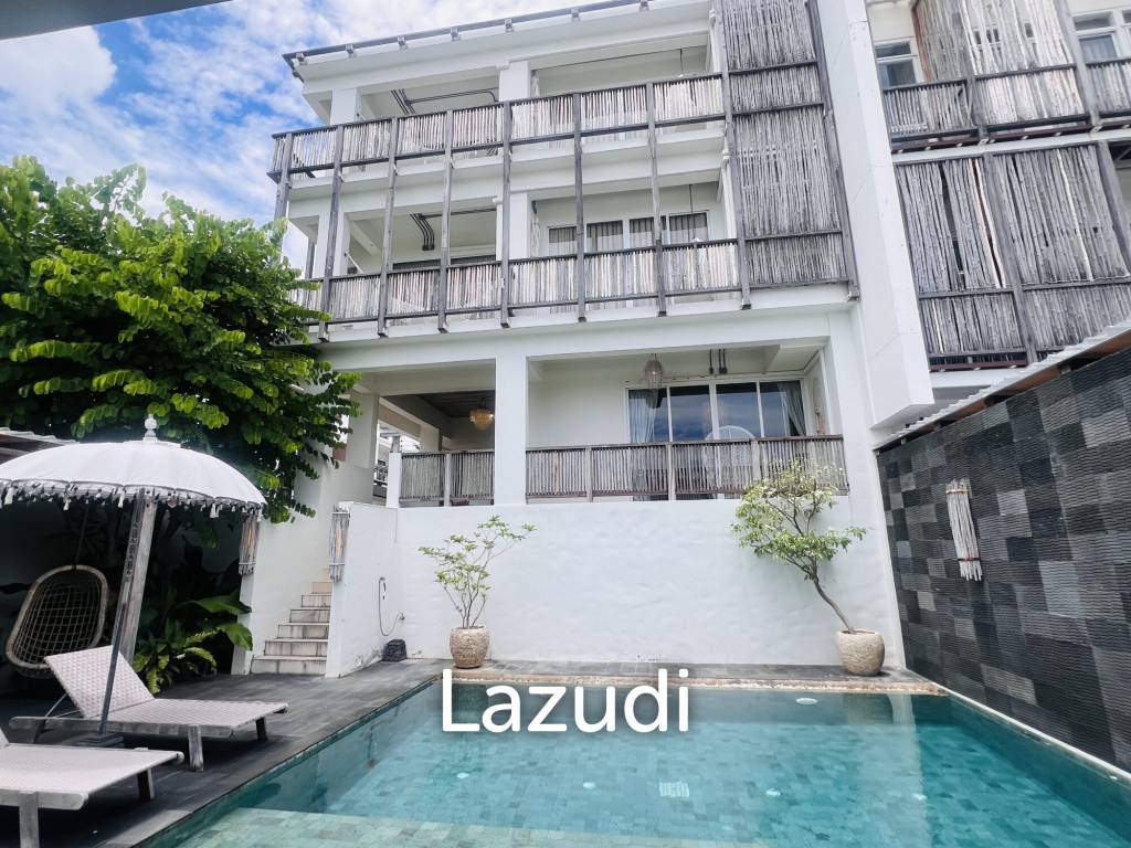 Luxurious Three-Story Villa with Pool in Hua Hin