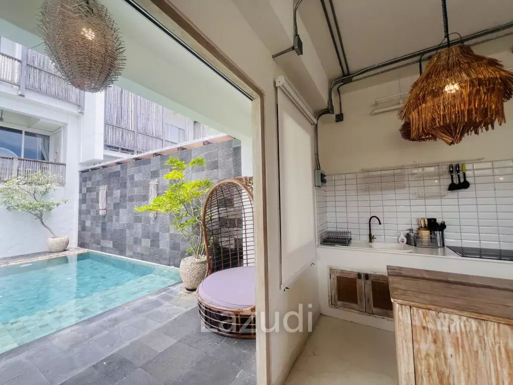 Luxurious Three-Story Villa with Pool in Hua Hin