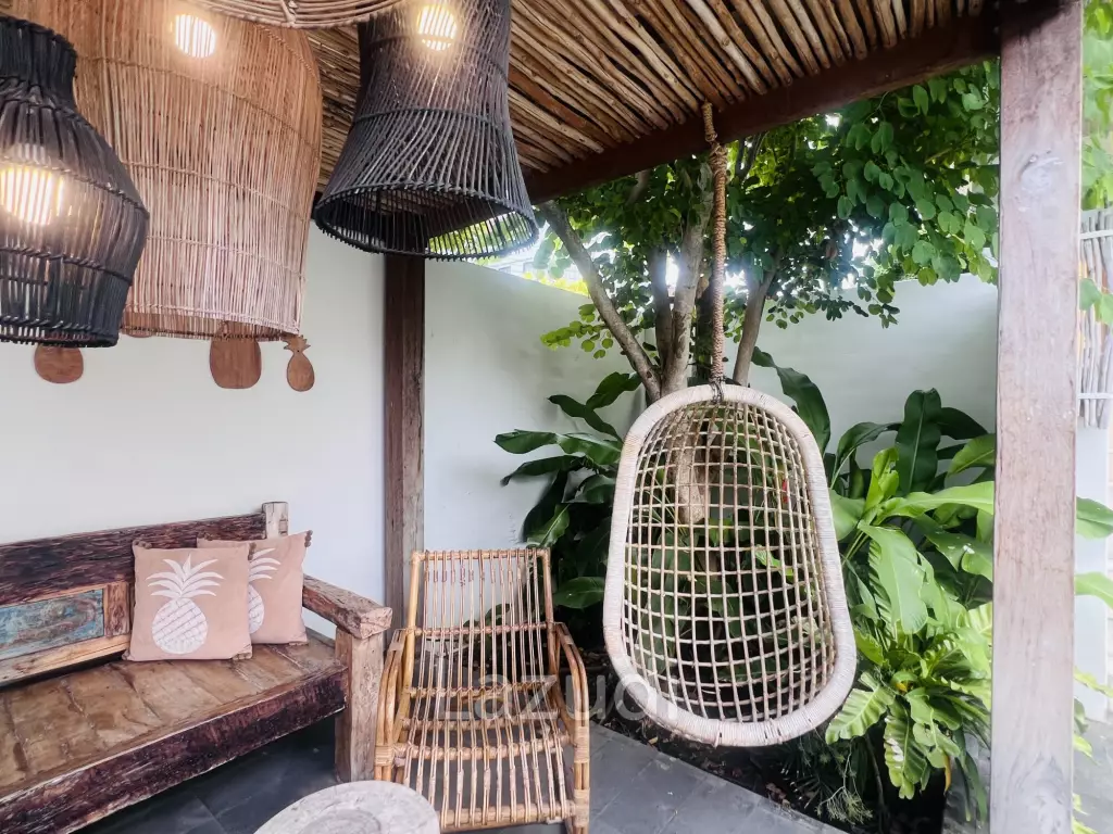 Luxurious Three-Story Villa with Pool in Hua Hin