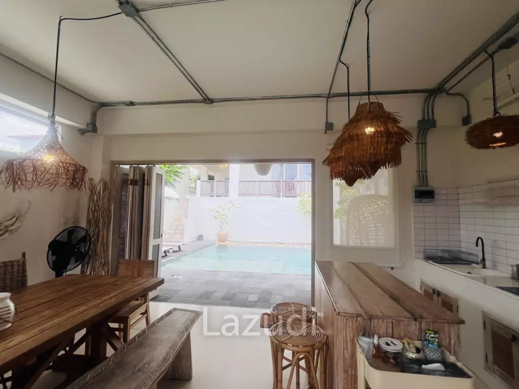 Luxurious Three-Story Villa with Pool in Hua Hin