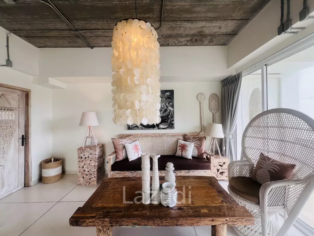 Luxurious Three-Story Villa with Pool in Hua Hin