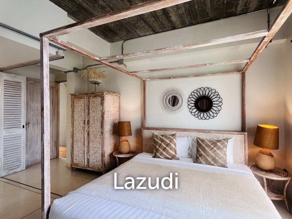 Luxurious Three-Story Villa with Pool in Hua Hin