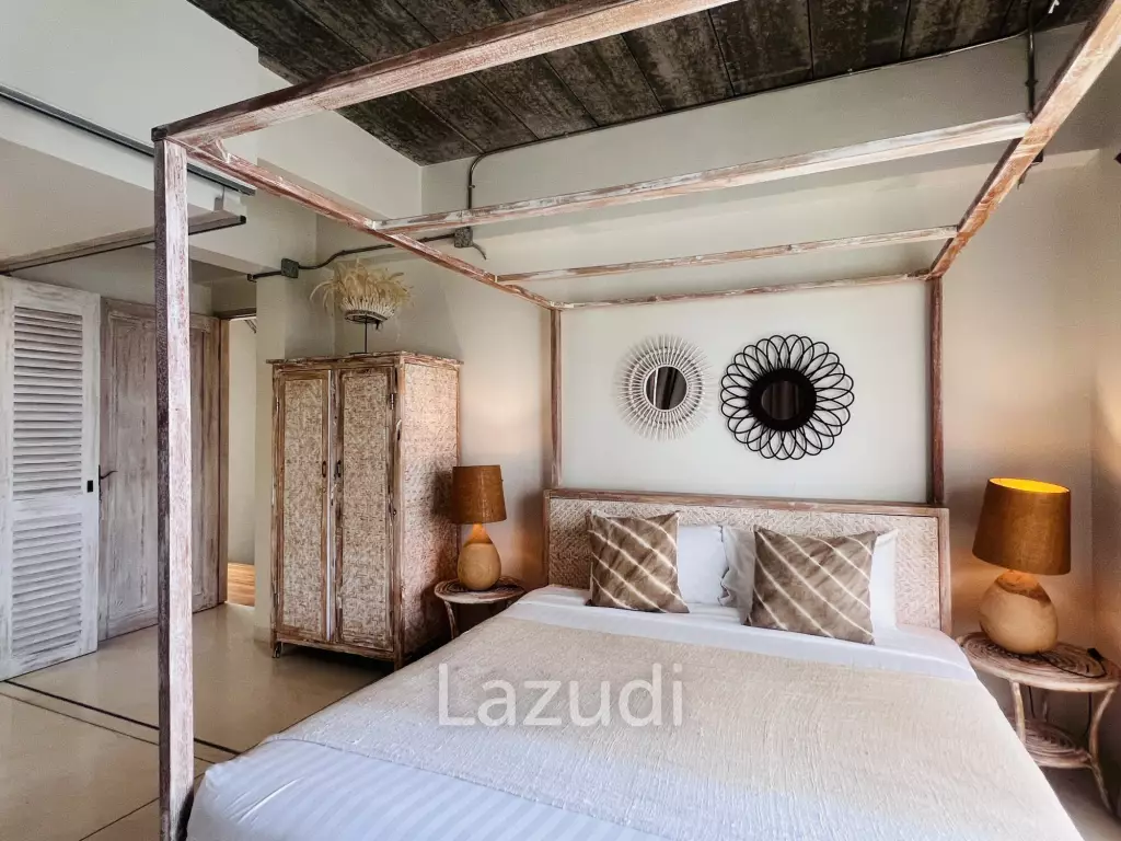 Luxurious Three-Story Villa with Pool in Hua Hin