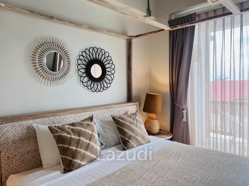Luxurious Three-Story Villa with Pool in Hua Hin