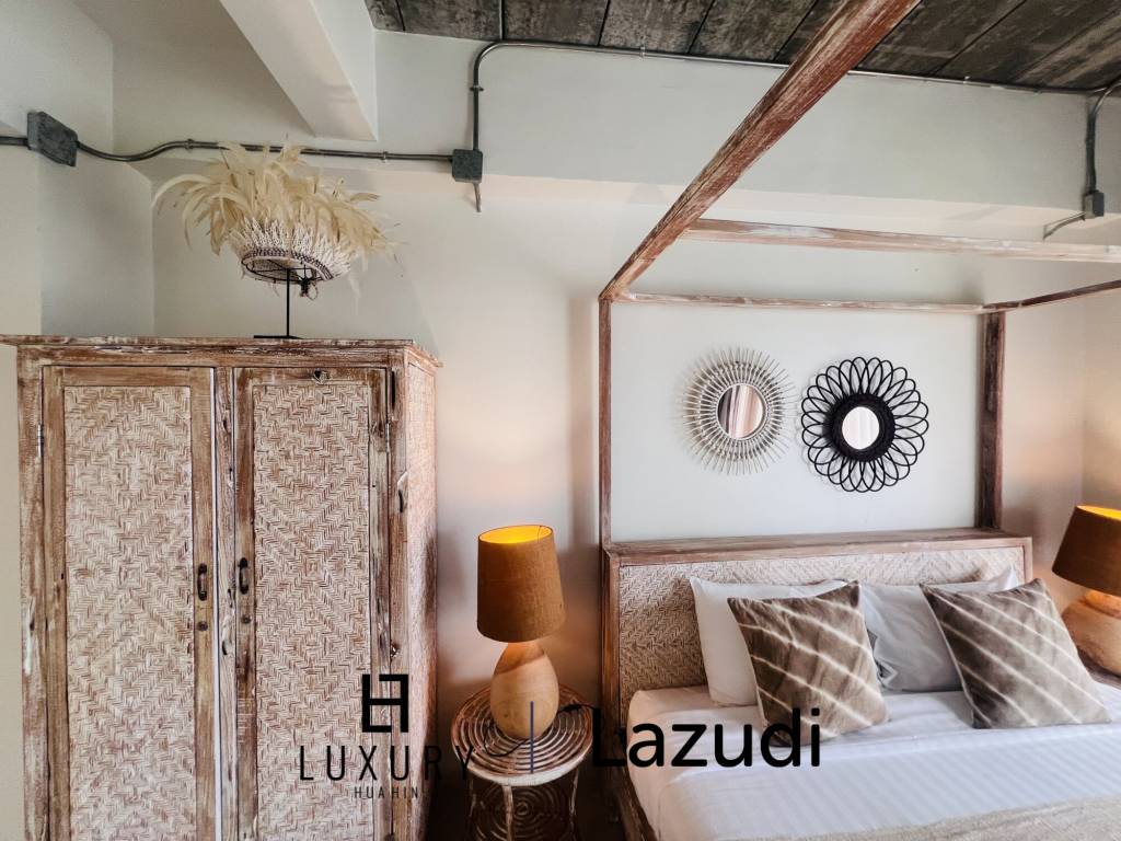 Luxurious Three-Story Villa with Pool in Hua Hin