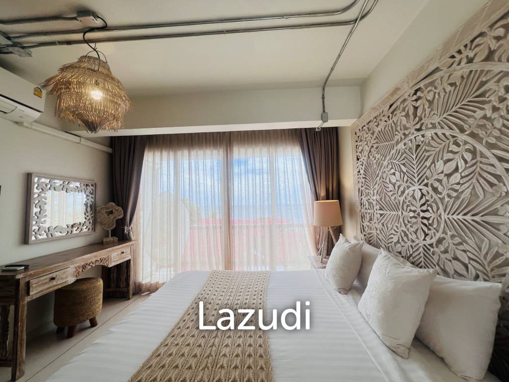 Luxurious Three-Story Villa with Pool in Hua Hin