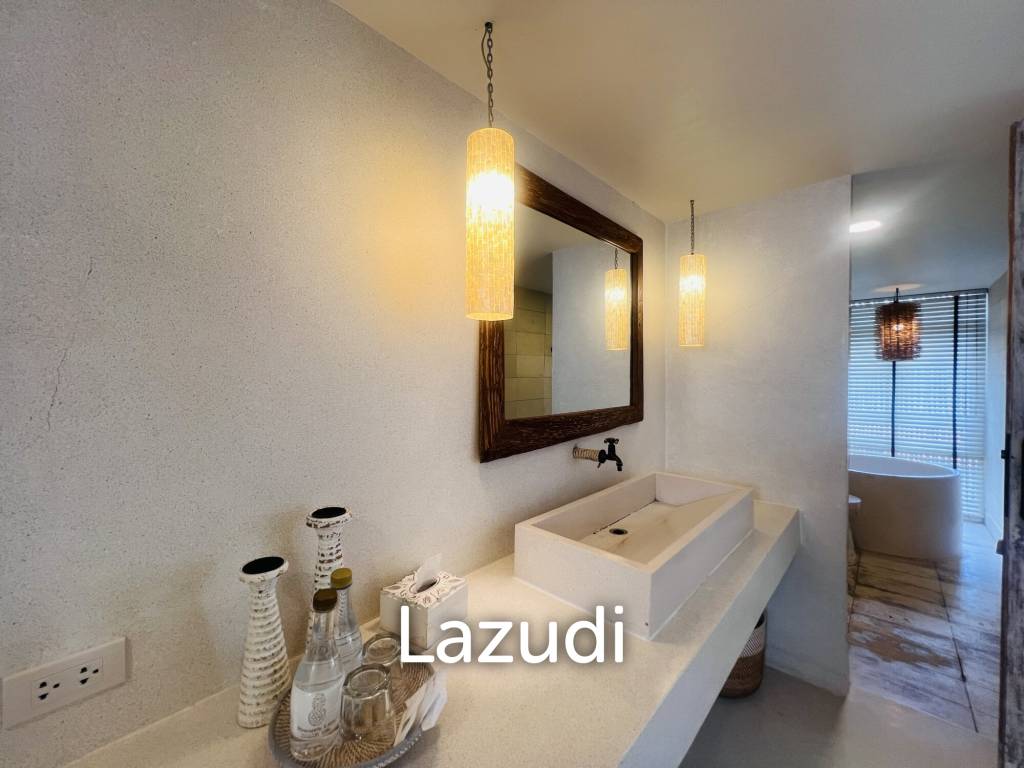 Luxurious Three-Story Villa with Pool in Hua Hin