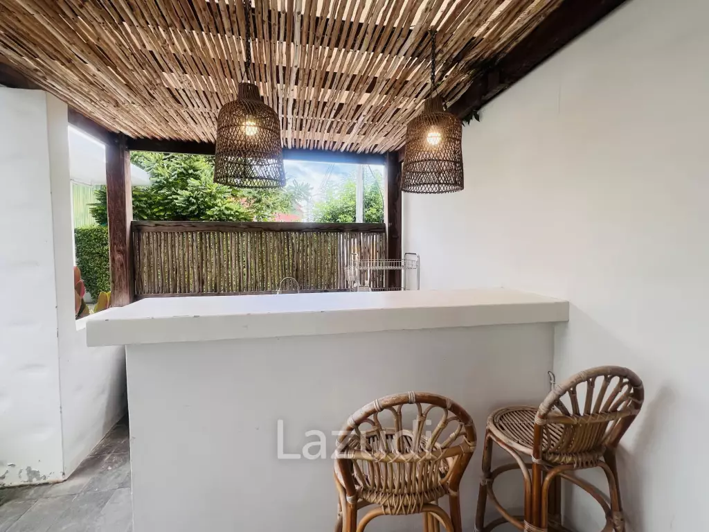 Luxurious Three-Story Villa with Pool in Hua Hin