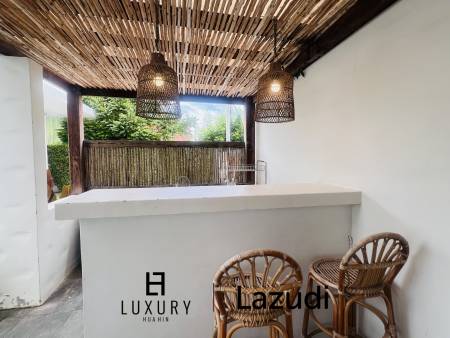 Luxurious Three-Story Villa with Pool in Hua Hin