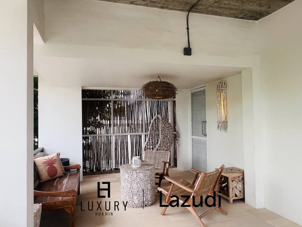 Luxurious Three-Story Villa with Pool in Hua Hin